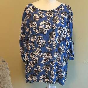 Office Wear 1X Floral Chiffon 3/4 Ruched sleeves, Flowing Professional